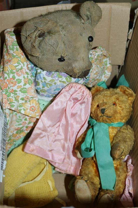 1950s pedigree doll & 2 old teddy bears(-)